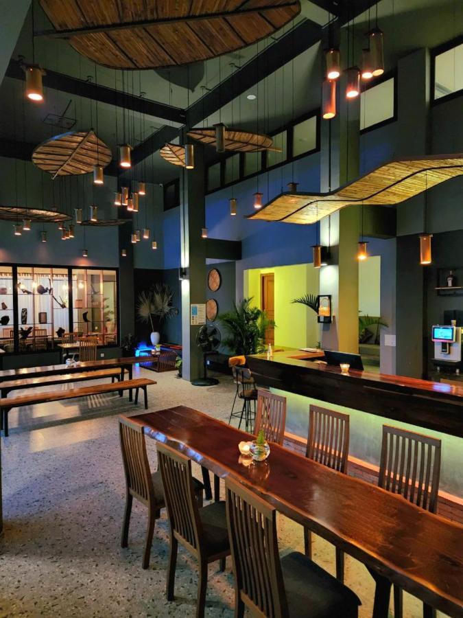 Daco Hotel Siem Reap Bagian luar foto