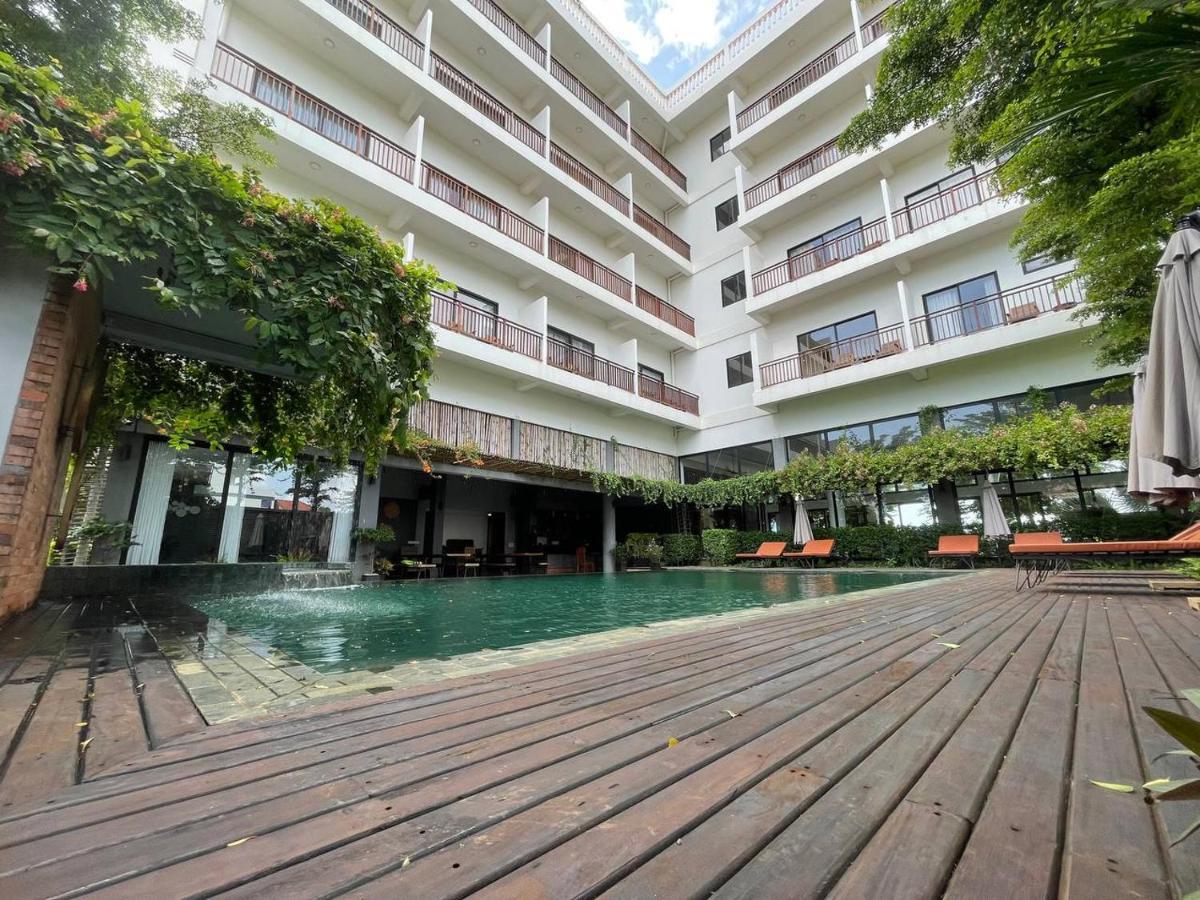 Daco Hotel Siem Reap Bagian luar foto