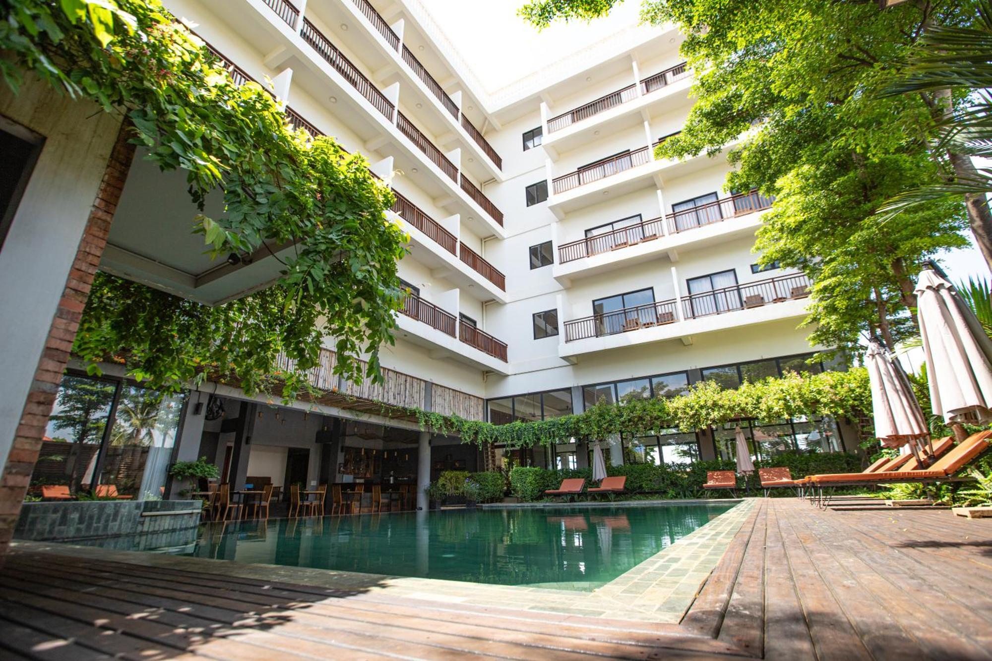 Daco Hotel Siem Reap Bagian luar foto