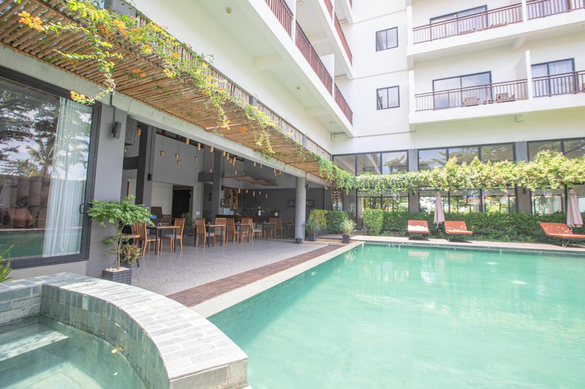 Daco Hotel Siem Reap Bagian luar foto